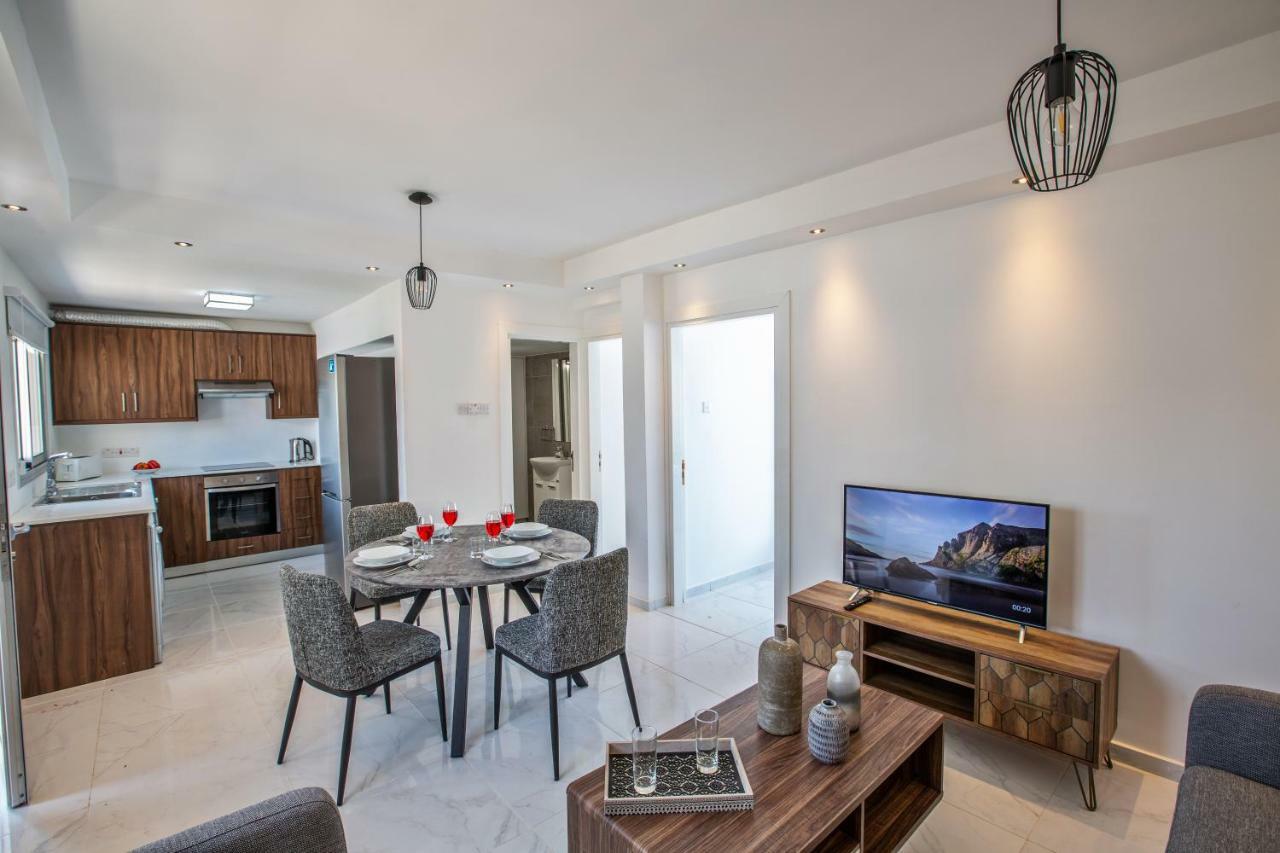 Rio Luxury Apartment Ayia Napa Bagian luar foto